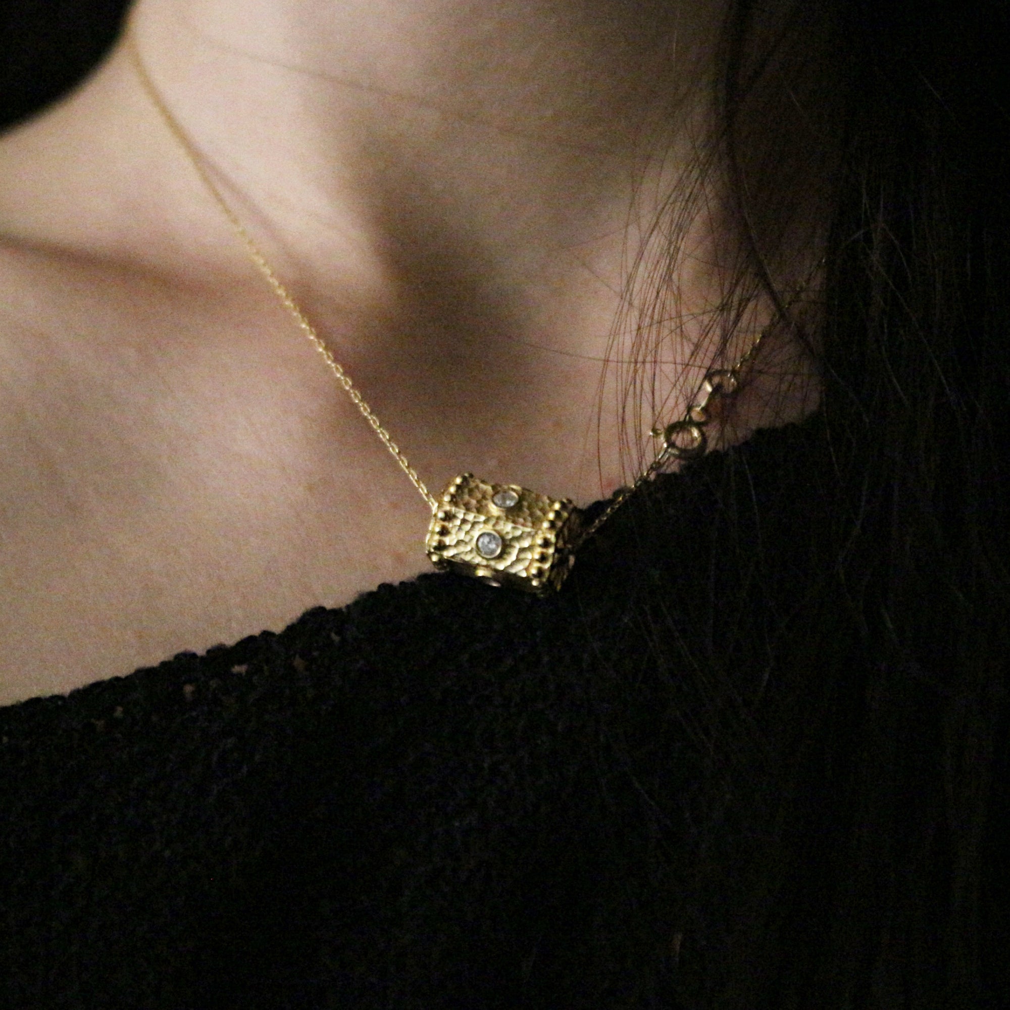 3D SILVER NECKLACE